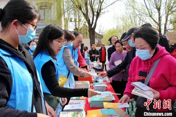 資料圖：山東省文旅廳組織文旅企業(yè)舉行文旅服務(wù)群眾相關(guān)活動?！≮w曉 攝