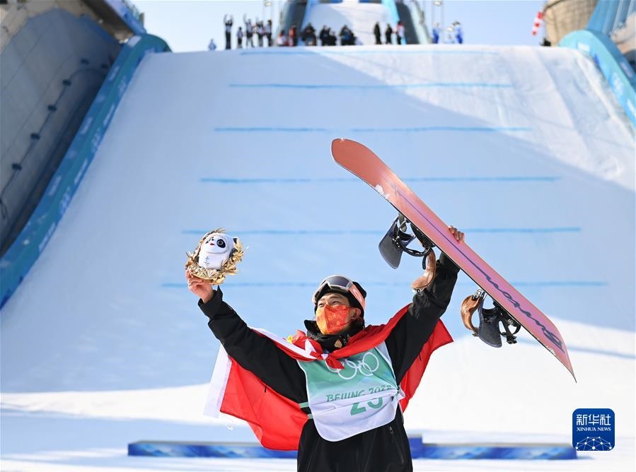 (新華全媒頭條·圖文互動)(14)鐘華論:中國攜手世界 向著春天出發(fā)——寫在北京第二十四屆冬季奧林匹克運(yùn)動會閉幕之際
