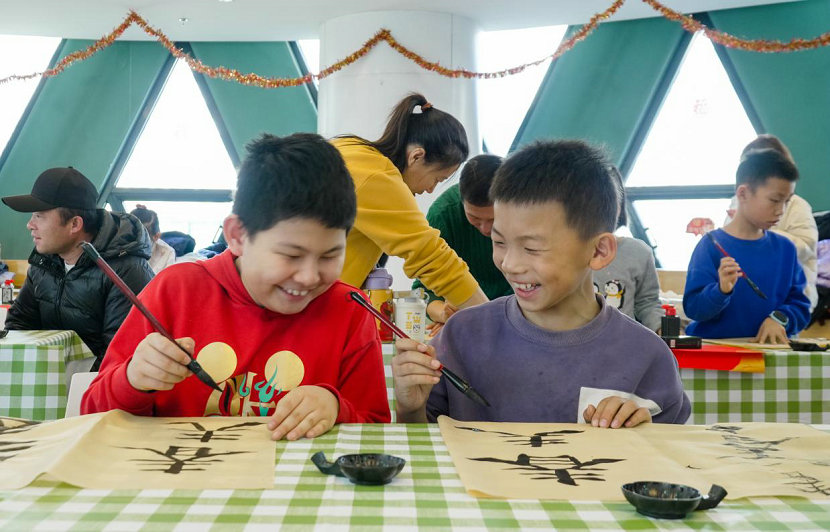 1770185929665615.jpg 活字3.jpg