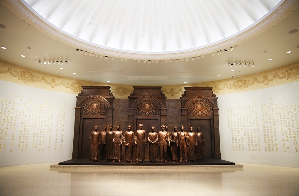 中共一大紀(jì)念館序廳。人民網(wǎng)記者 楊文全攝