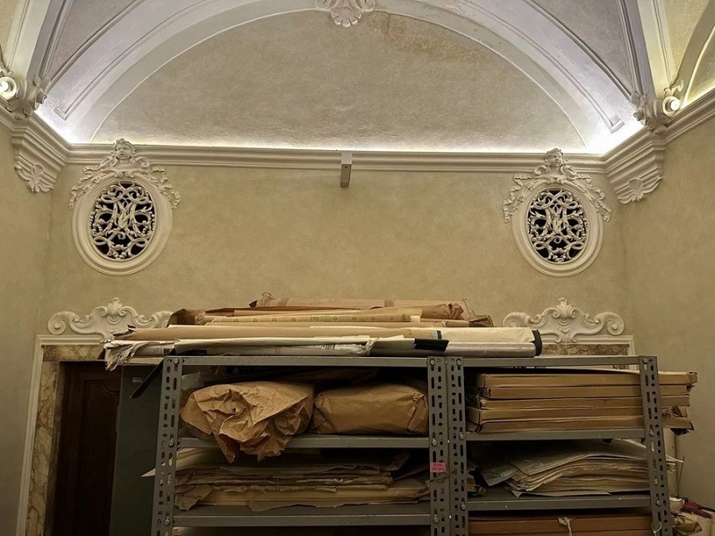 美第奇洛倫佐圖書館保存古籍。中藝國際供圖