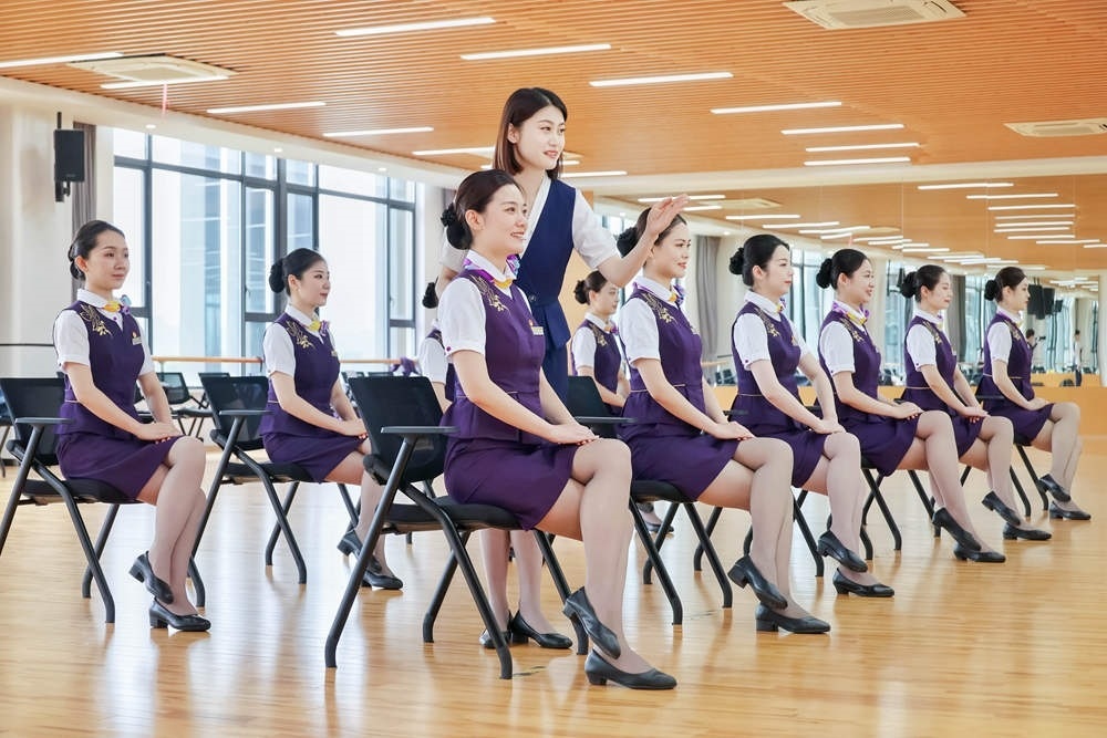 形象儀態(tài)塑造。