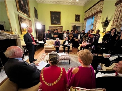 藝術(shù)節(jié)舉辦的人文交流活動(dòng)。主辦方供圖