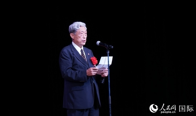 全華聯(lián)會(huì)長(zhǎng)何德倫發(fā)表致辭。人民網(wǎng) 蔣曉辰攝