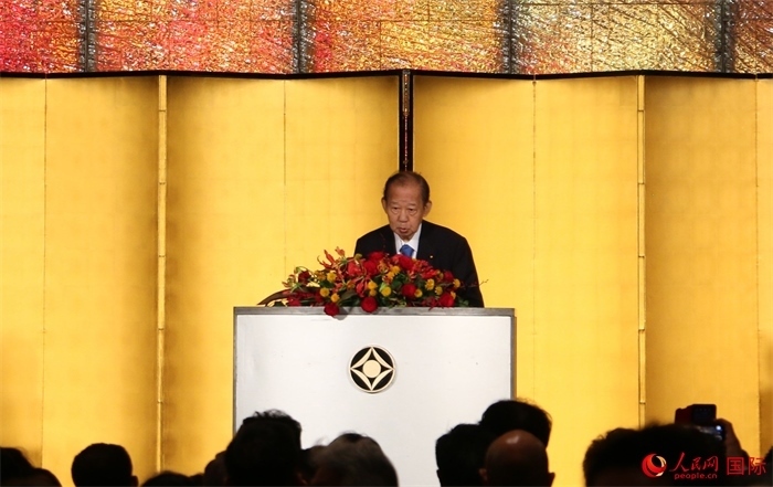 日中友好議員聯(lián)盟會長二階俊博發(fā)表致辭。人民網(wǎng) 許可攝