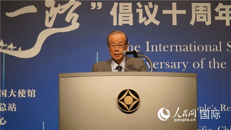 日本前首相福田康夫致辭。人民網(wǎng) 蔣曉辰攝