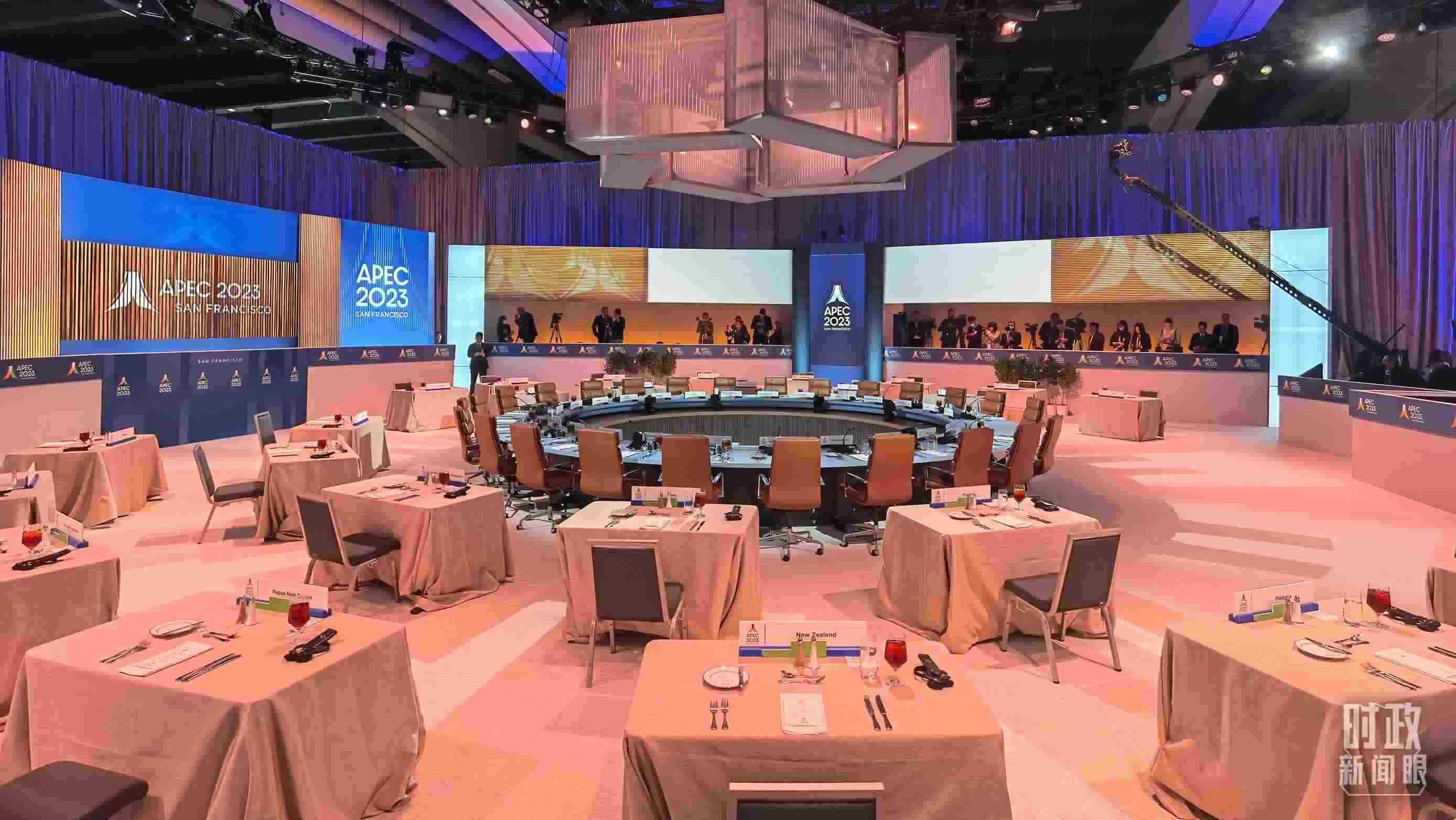 △會議開始前的現(xiàn)場。（總臺央視記者石丞拍攝）