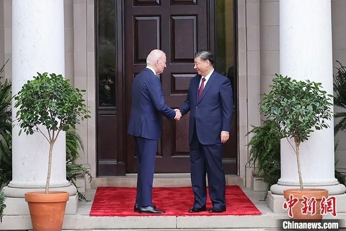 當地時間11月15日，中國國家主席習近平在美國舊金山斐洛里莊園同美國總統(tǒng)拜登舉行中美元首會晤。中新社記者 盛佳鵬 攝