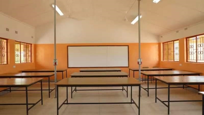 寬敞明亮的教室。主辦方供圖