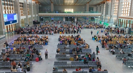 大量旅客乘坐中老鐵路出行。主辦方供圖