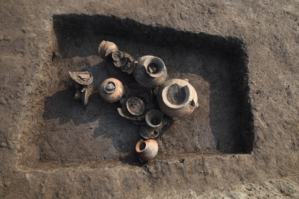 汶溪遺址河姆渡文化晚期墓葬。寧波市文化遺產(chǎn)管理研究院供圖