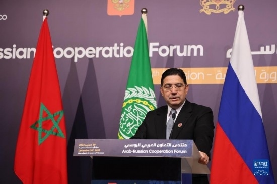 12月20日，在摩洛哥南部城市馬拉喀什舉行的第六屆阿拉伯-俄羅斯合作論壇主議程結(jié)束后，摩洛哥外交大臣布里達(dá)在記者會(huì)上講話。新華社記者霍晶攝
