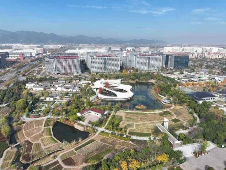 有機更新后的義烏城西街道橫塘村俯瞰圖。義烏城西街道供圖