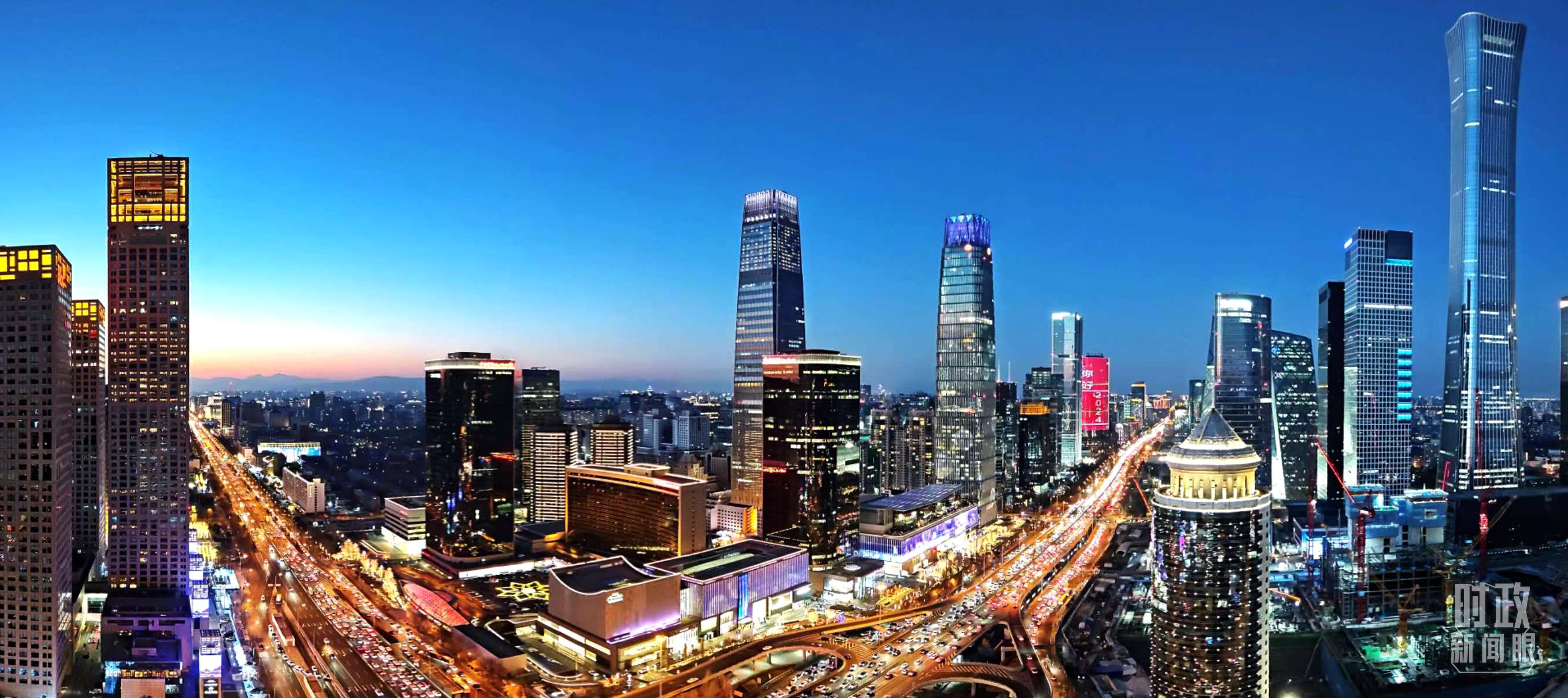 △2023年12月31日，北京CBD商圈。（總臺央視記者鐘信偉拍攝）