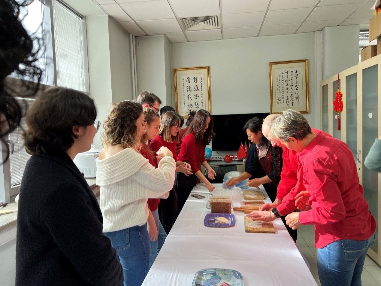 餃子工作坊現(xiàn)場。中東技術(shù)大學(xué)孔院供圖