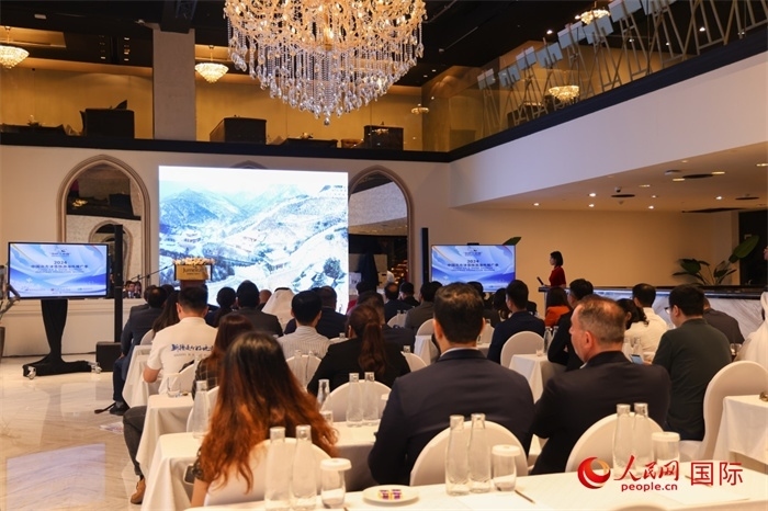 2日，“你好！中國”——2024中國北方冰雪旅游海外推廣季阿聯(lián)酋專場活動(dòng)在阿聯(lián)酋迪拜舉行。人民網(wǎng)記者任皓宇攝