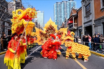2024年2月10日，上海張園舉辦舞龍舞獅活動(dòng)，為市民和游客獻(xiàn)上一場視覺盛宴。