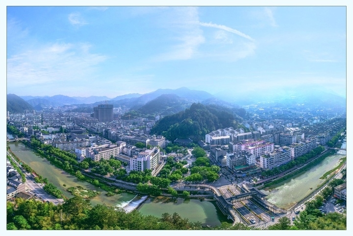 俯瞰景寧縣城。供圖 景寧縣委宣傳部