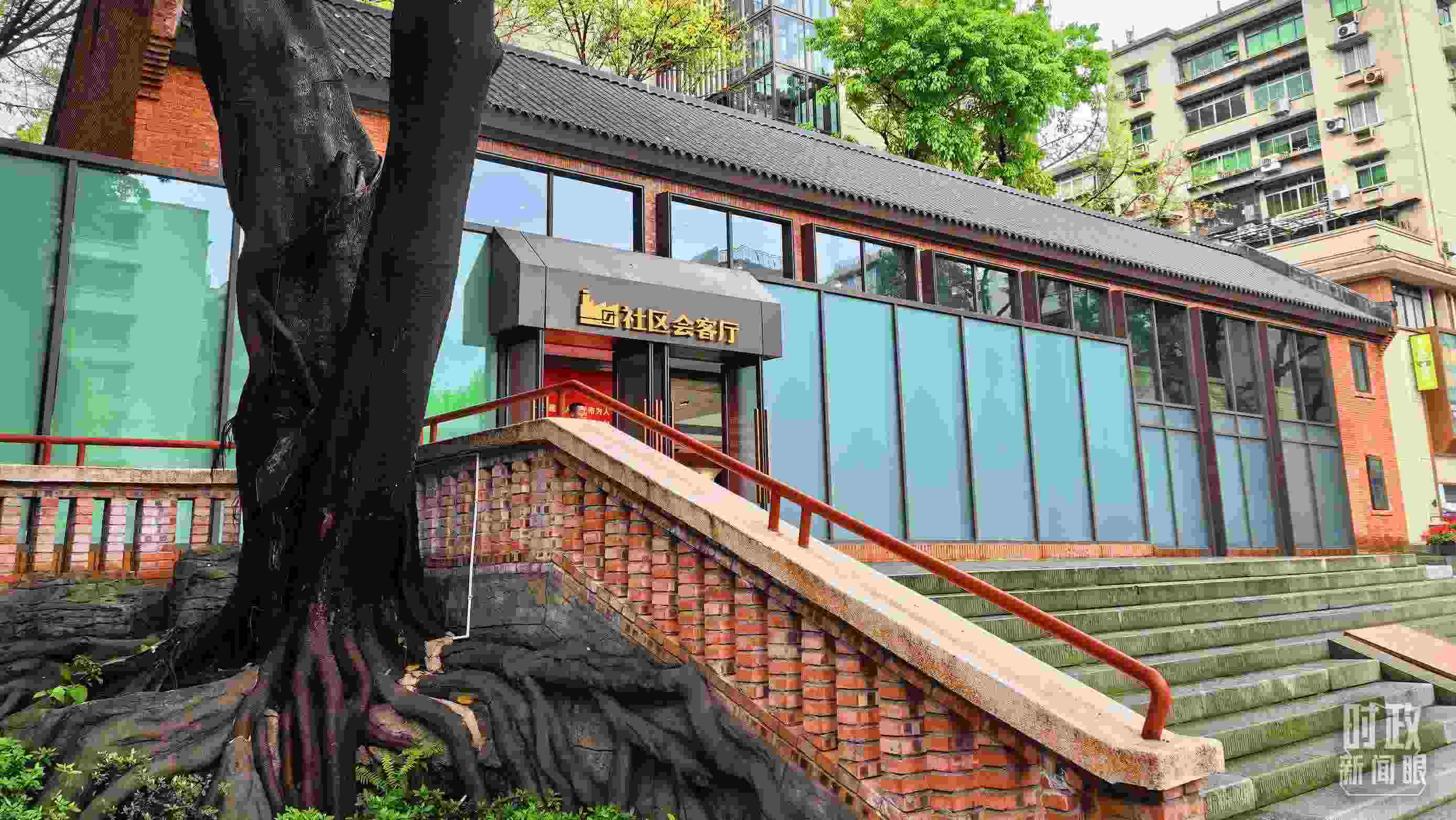 △民主村社區(qū)會客廳。（總臺央視記者程鋮拍攝）