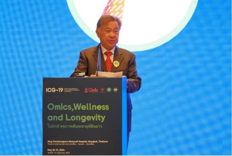 朱拉隆功大學(xué)醫(yī)學(xué)院副院長沃拉蘇克·肖特勒蘇克發(fā)表主旨演講。主辦方供圖