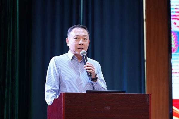 北京大鸞翔宇慈善基金會理事長、周恩來侄外孫沈清講述周恩來的讀書故事。