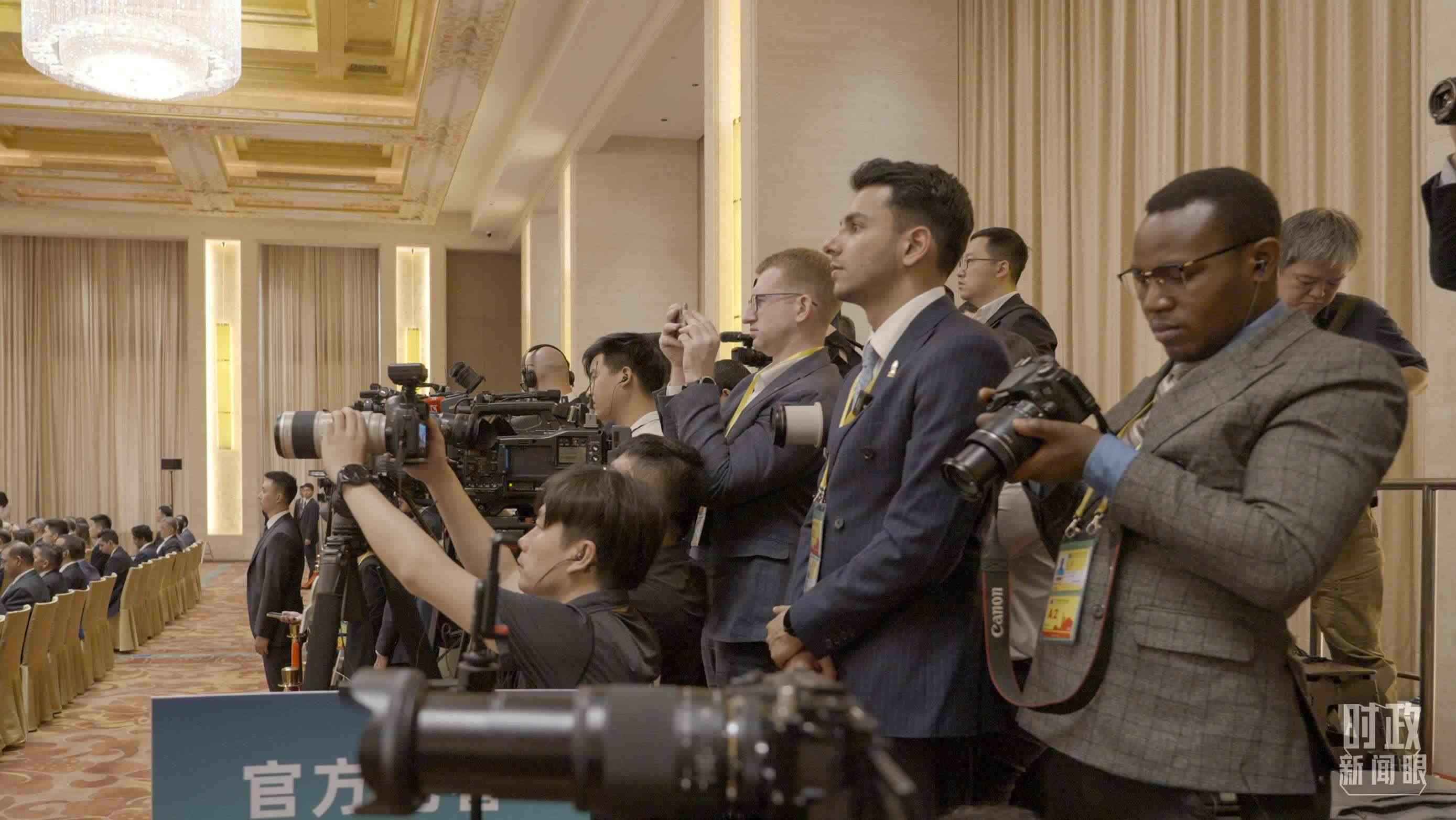 △現(xiàn)場媒體區(qū)。（總臺(tái)央視記者彭漢明拍攝）