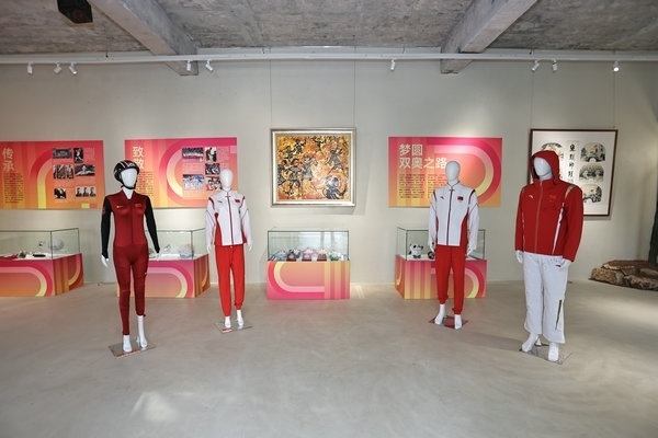 “揚(yáng)帆起航 為巴黎喝彩”中國(guó)體育文化展展廳。 主辦方供圖
