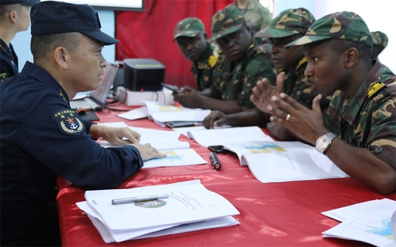 聯(lián)合導演部磋商。崔曉洋攝