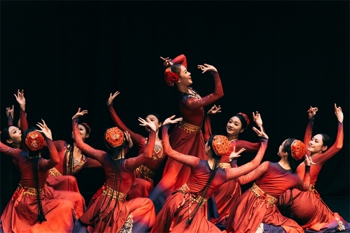 《長城魂》中的民族舞蹈表演。主辦方供圖