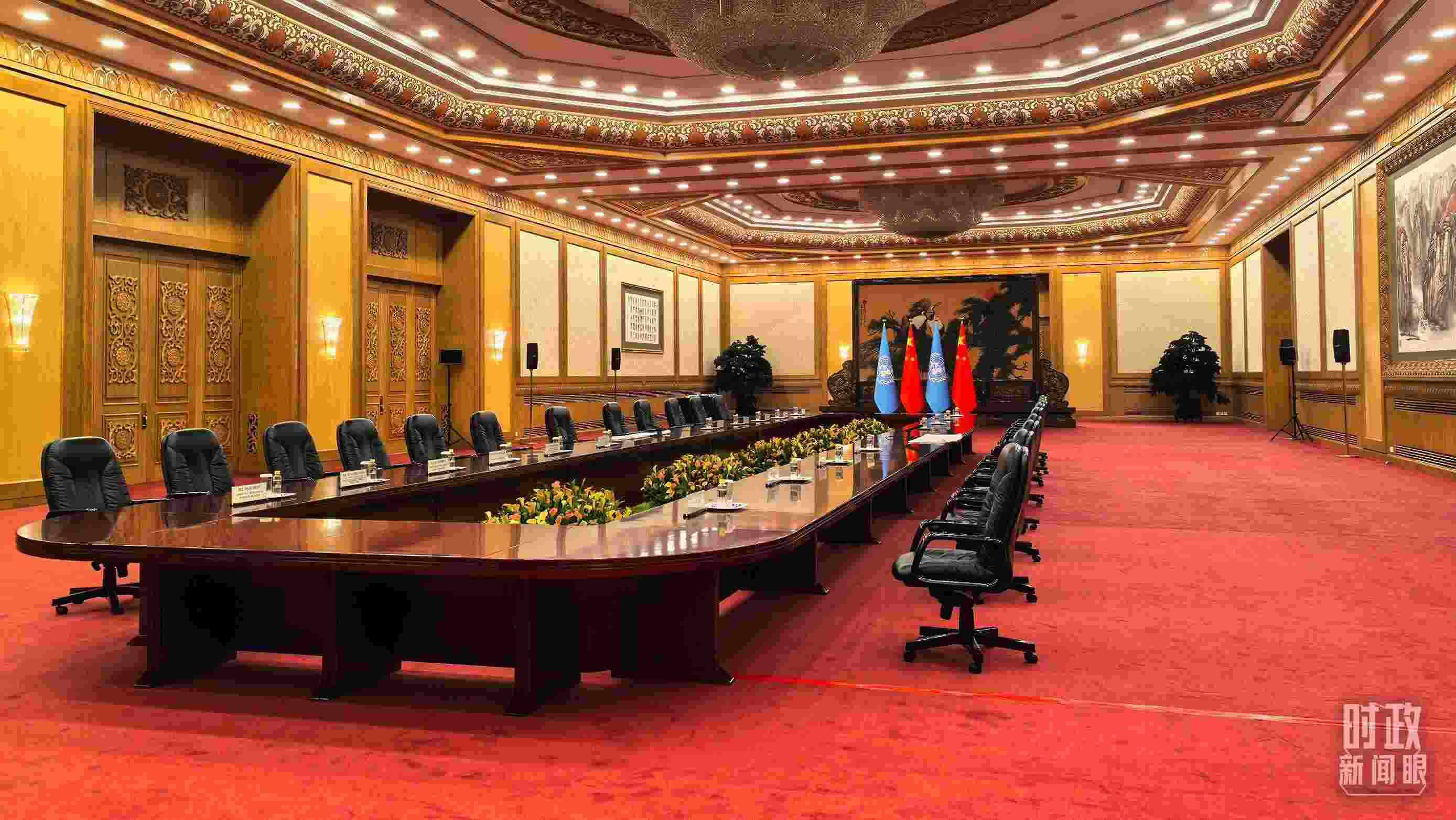  △同聯(lián)合國秘書長古特雷斯的會見會場，這是開始前的場景。（總臺央視記者劉瑞琳拍攝）