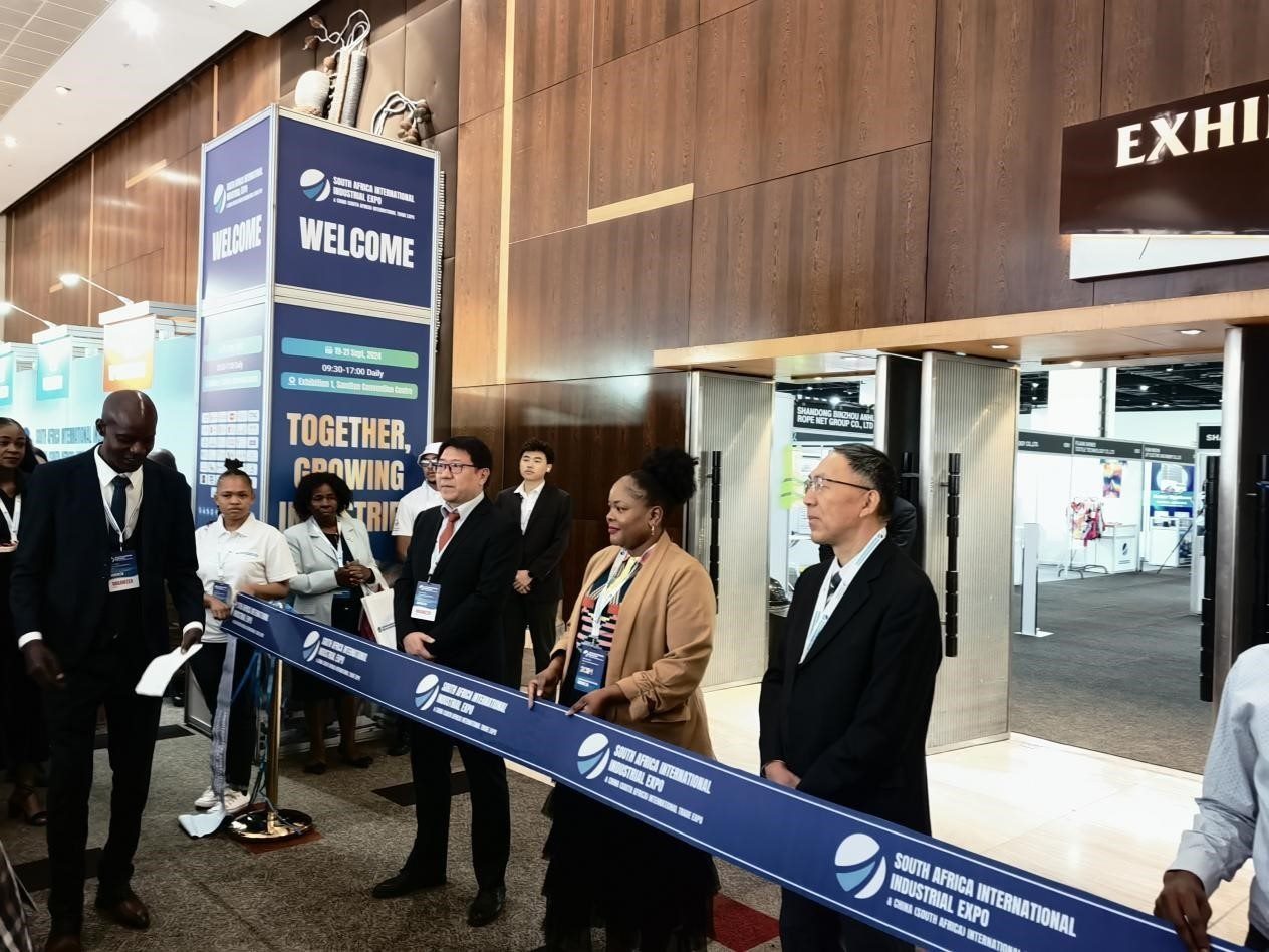 19日，第三屆南非國際工業(yè)展暨中國（南非）國際貿(mào)易展覽會在約翰內(nèi)斯堡桑頓會議中心盛大開幕。主辦方供圖