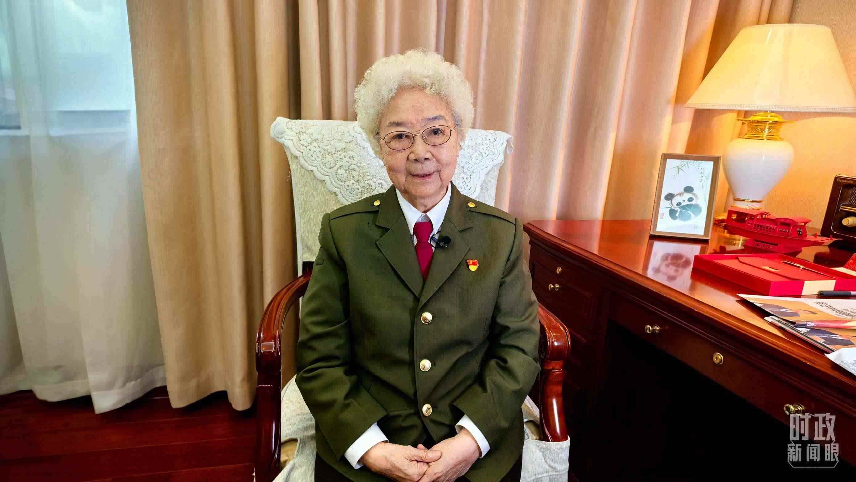 “人民藝術(shù)家”國家榮譽(yù)稱號獲得者田華。（總臺央視記者史偉拍攝）