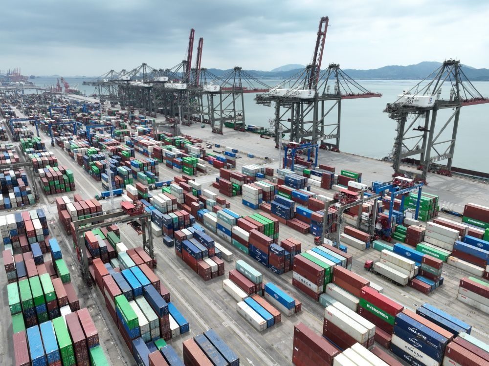 這是中國（福建）自由貿(mào)易試驗(yàn)區(qū)廈門片區(qū)內(nèi)的廈門遠(yuǎn)海碼頭（2024年9月5日攝）。