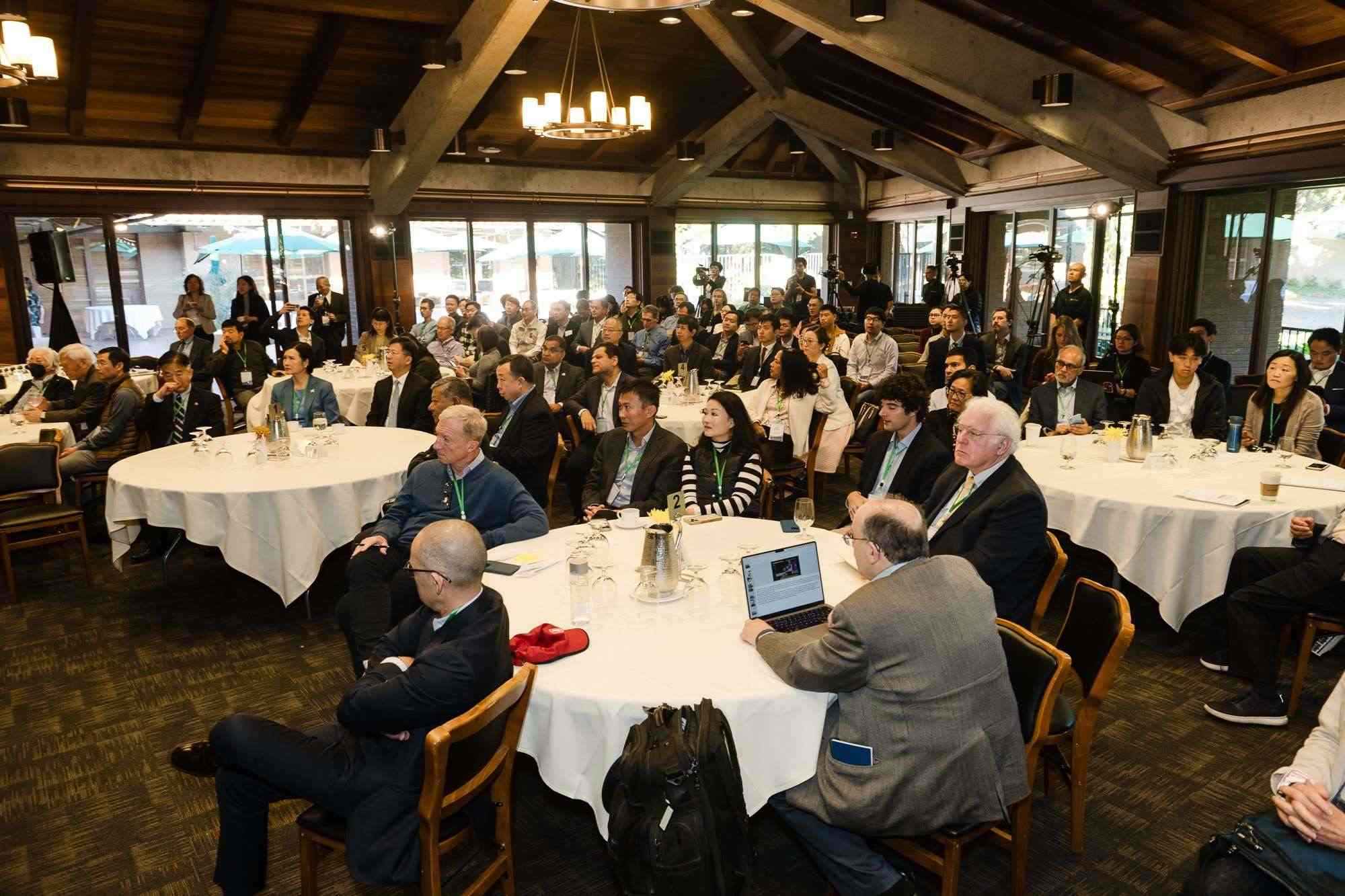 峰會現(xiàn)場。馮超攝