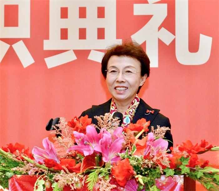 中國僑聯(lián)副主席程紅出席比利時浙江籍僑團(tuán)聯(lián)盟第二屆主席團(tuán)就職典禮并致辭。比利時浙江籍僑團(tuán)聯(lián)盟供圖