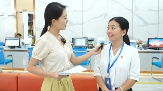 直播現(xiàn)場(chǎng)。海南省營(yíng)商廳供圖