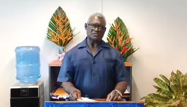 所羅門群島前總理、現(xiàn)任財(cái)政與國庫部長梅納西·索加瓦雷以視頻形式向論壇致辭（主辦方供圖）