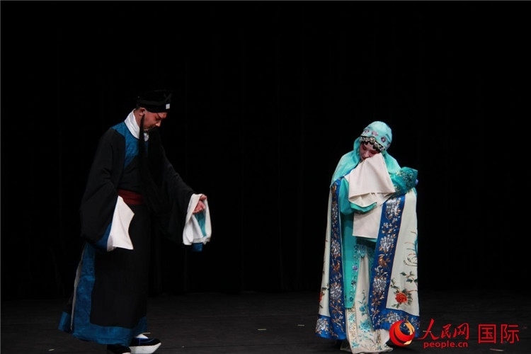 《趙氏孤兒》演出劇照。人民網記者 尚凱元攝