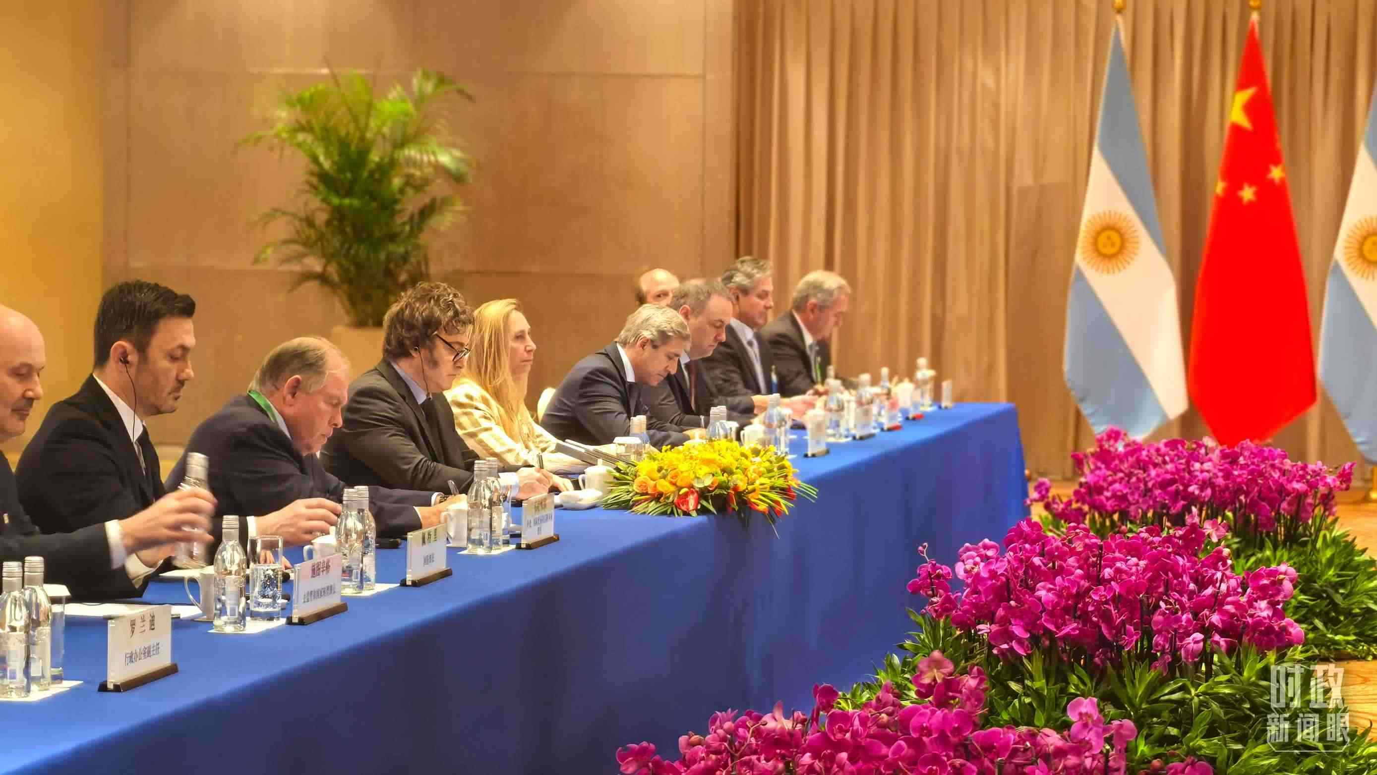 習主席會見阿根廷總統(tǒng)米萊現(xiàn)場。（總臺央廣記者潘毅拍攝）