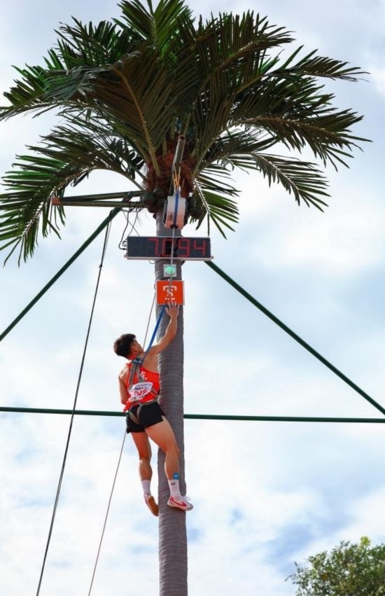 11月23日，廣東隊(duì)選手黃新鴻在比賽中。新華社記者 楊植森 攝