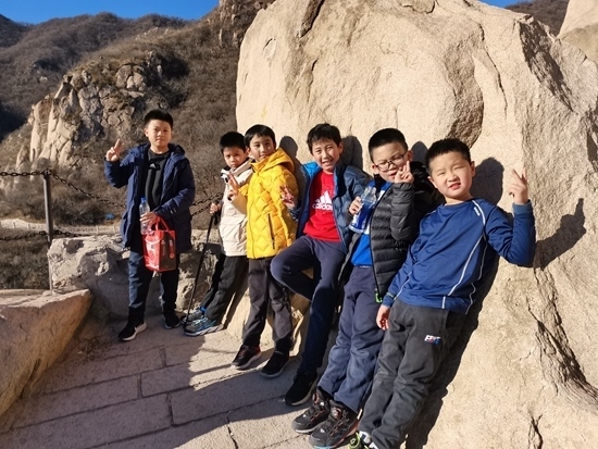 登山隊(duì)員供圖。