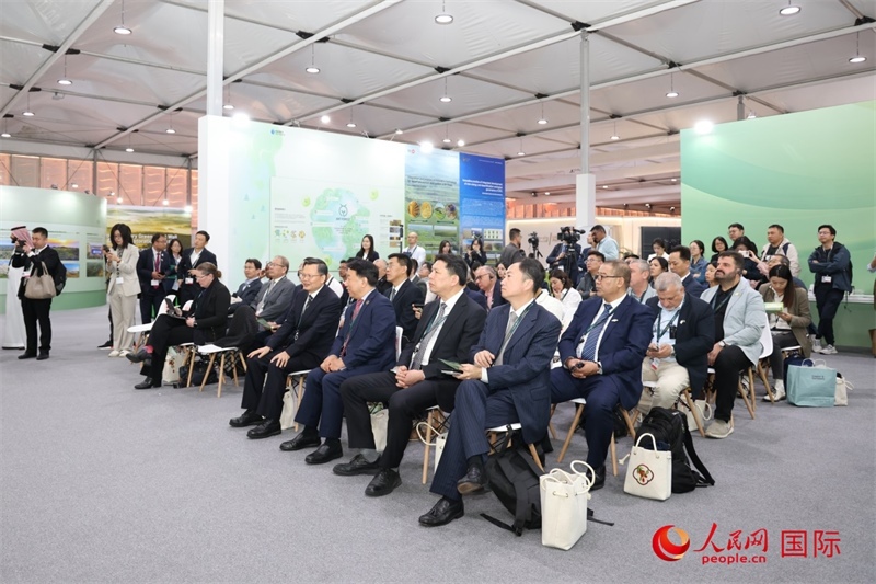 活動(dòng)現(xiàn)場(chǎng)。人民網(wǎng)記者任皓宇攝