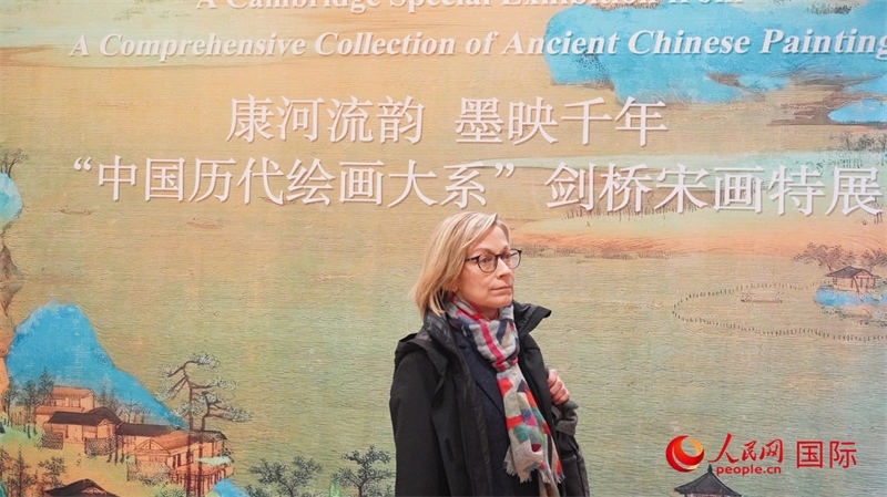 宋畫特展吸引英國(guó)學(xué)者。徐量攝