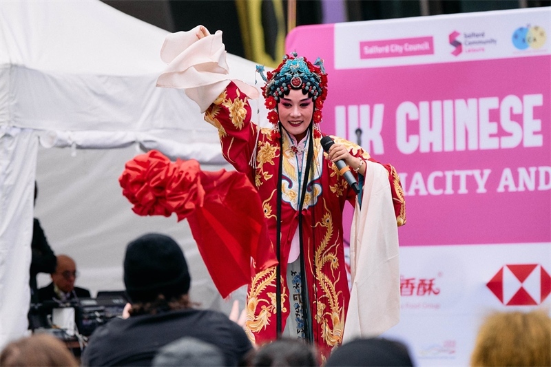 演員蔡衛(wèi)莉的秦腔表演贏得陣陣好評。 楊浩鵬攝