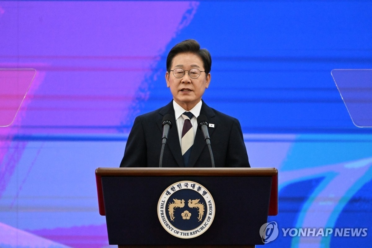 李在明4日上午在第21屆韓國總統(tǒng)就職宣誓儀式上宣誓就職。（圖片來源：韓聯(lián)社）